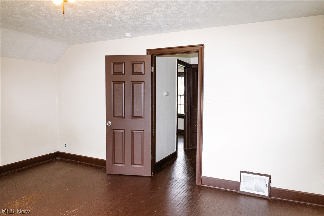 472 W 6th Street Mansfield OH 44903