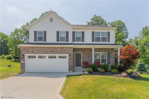 1220 Selena Grove Uniontown OH 44685