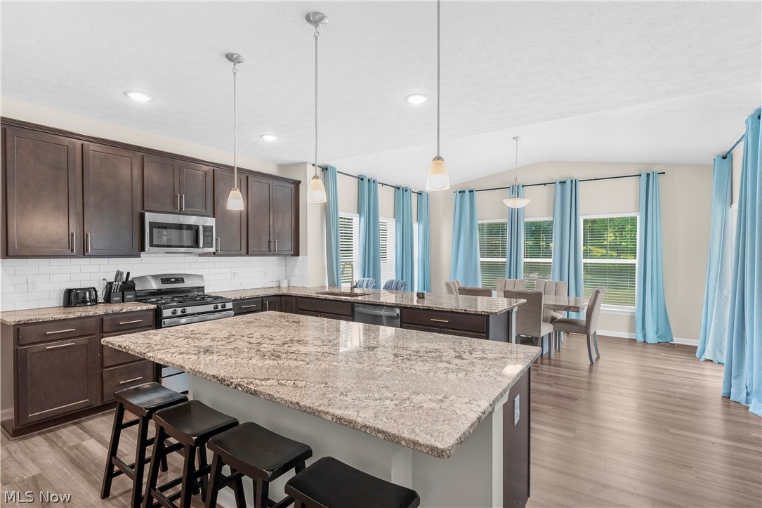 1220 Selena Grove Uniontown OH 44685