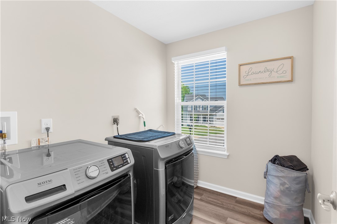 1220 Selena Grove Uniontown OH 44685