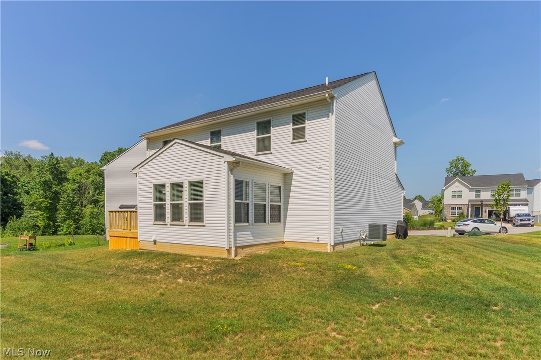 1220 Selena Grove Uniontown OH 44685