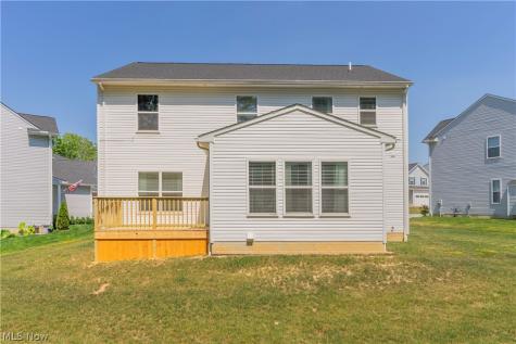 1220 Selena Grove Uniontown OH 44685