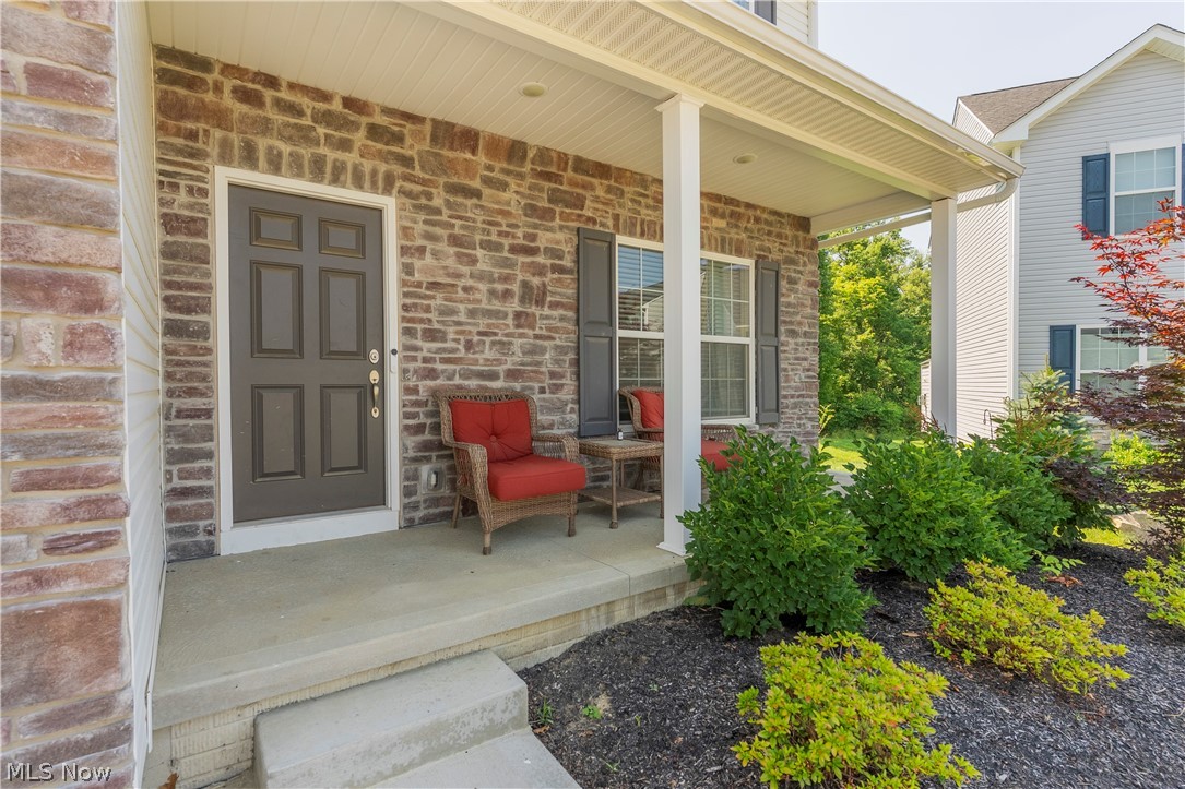 1220 Selena Grove Uniontown OH 44685