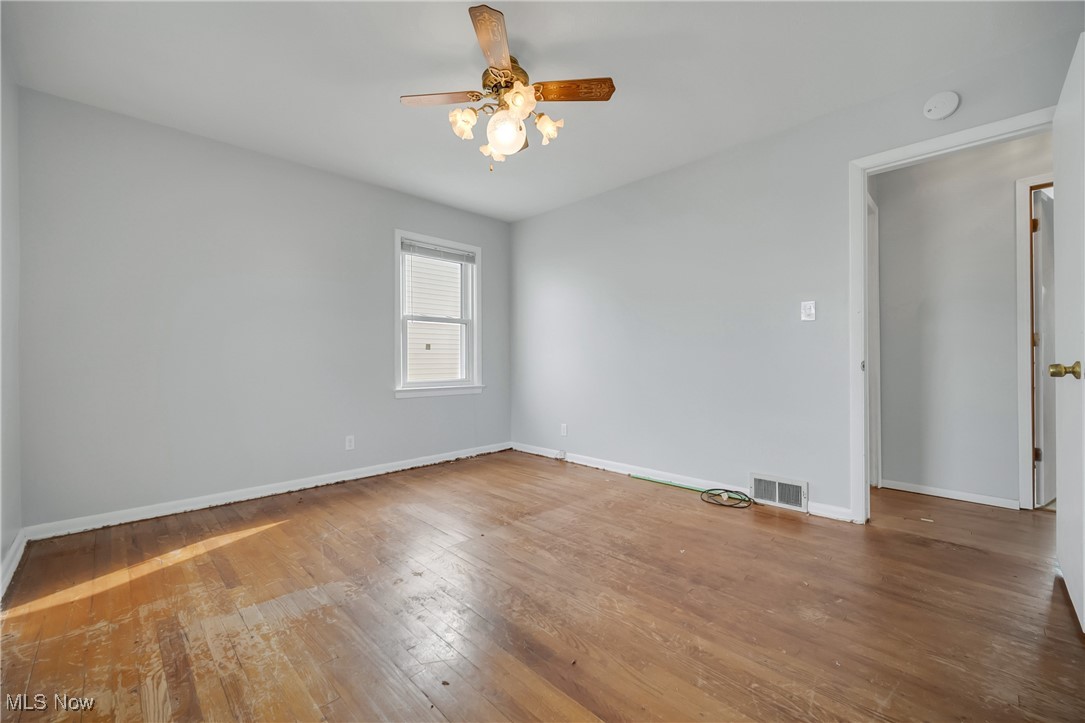 30018 Warren Road Wickliffe OH 44092