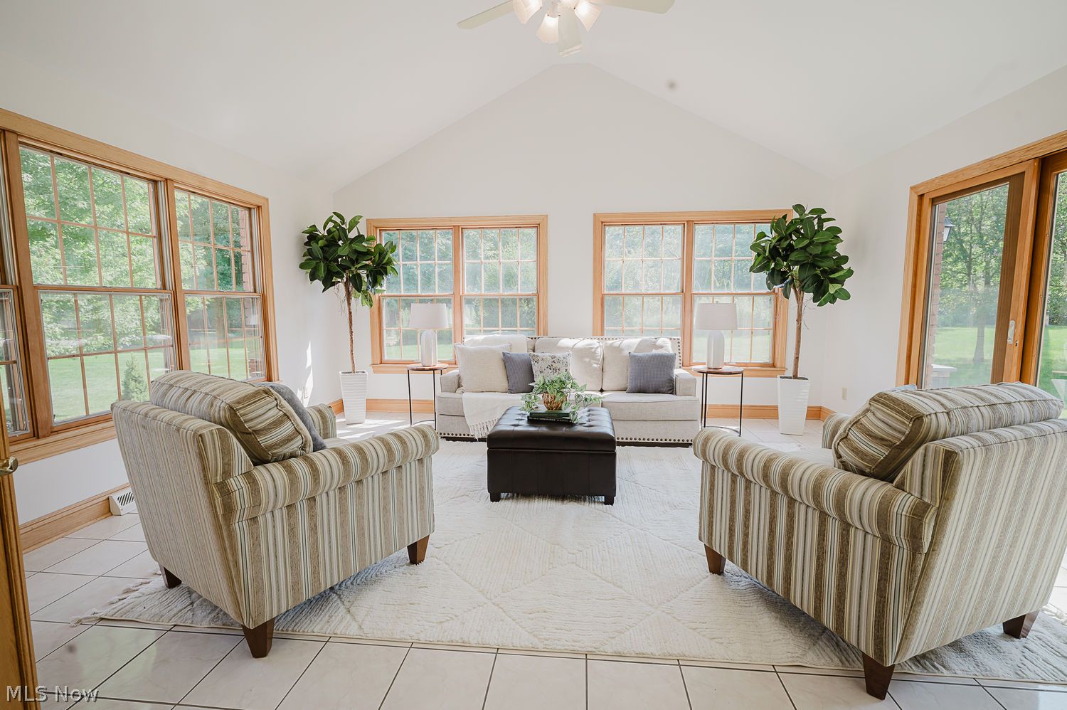 111 Kings Lane Canfield OH 44406