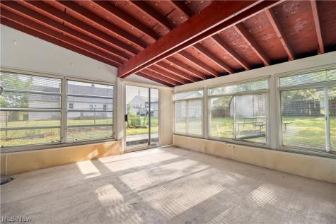 5817 Calamie Drive Parma Heights OH 44130