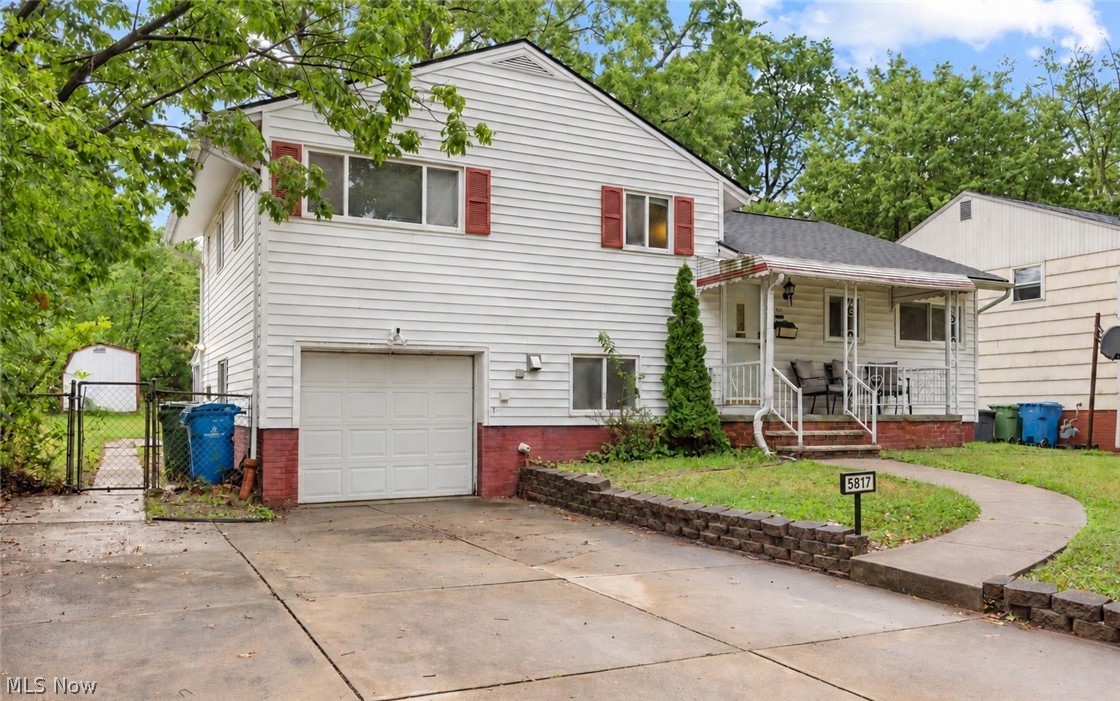 5817 Calamie Drive Parma Heights OH 44130