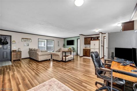 285 Westwoods Amherst OH 44001