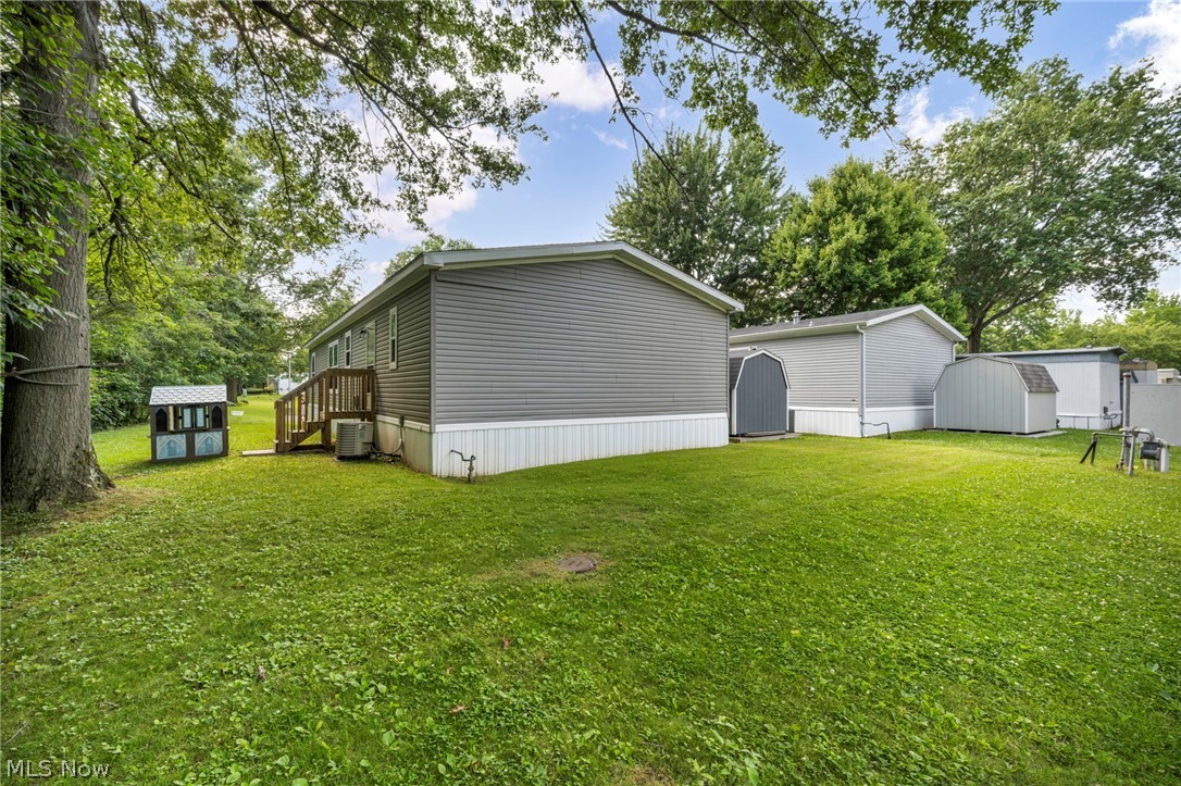 285 Westwoods Amherst OH 44001