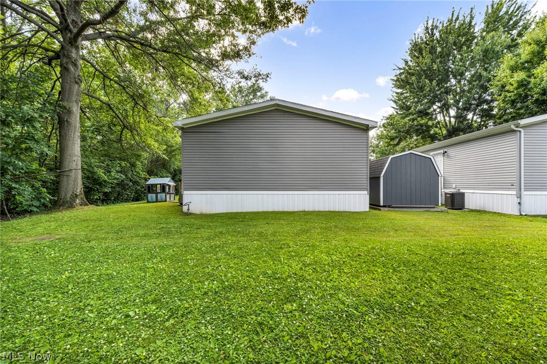 285 Westwoods Amherst OH 44001