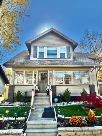 317 Maple Street Niles OH 44446