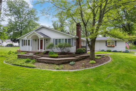 939 Genoa Avenue NW Massillon OH 44646