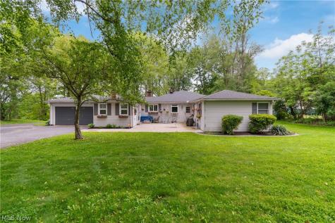939 Genoa Avenue NW Massillon OH 44646