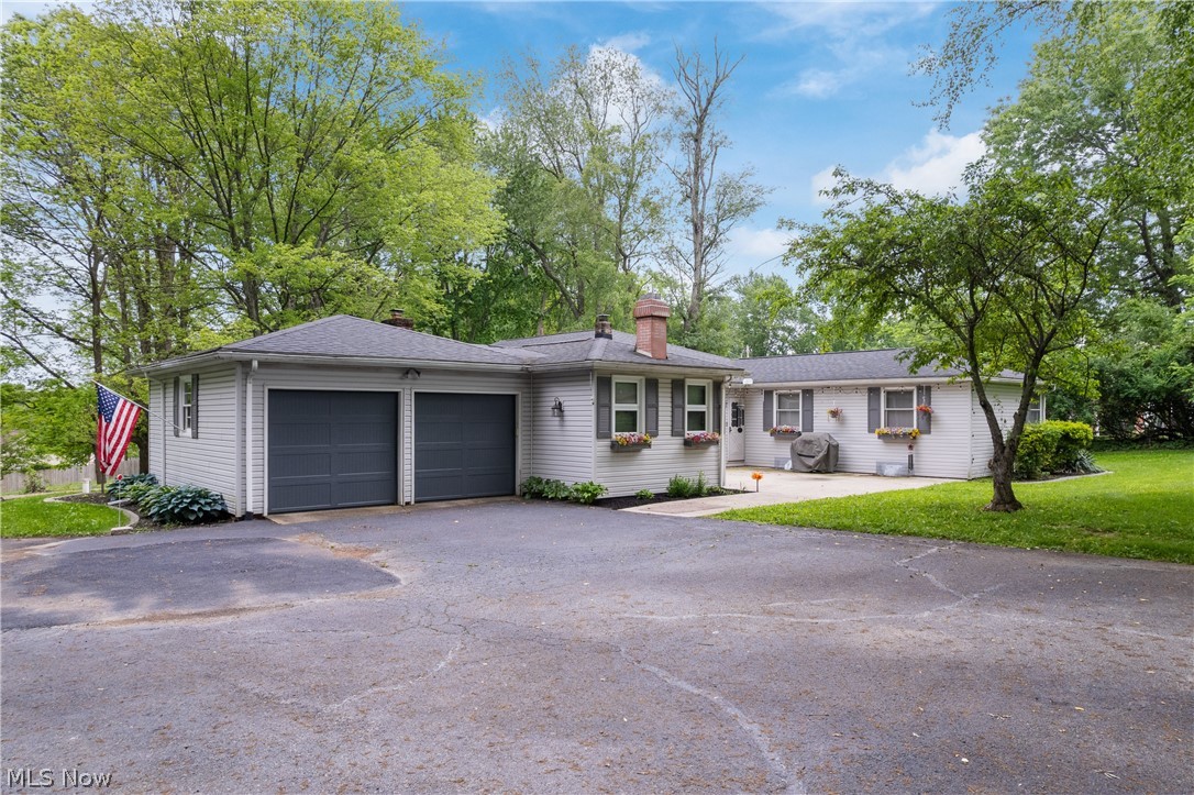 939 Genoa Avenue NW Massillon OH 44646