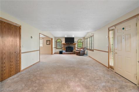 939 Genoa Avenue NW Massillon OH 44646