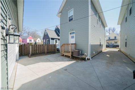 12101 Wade Park Avenue Cleveland OH 44106