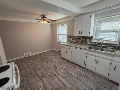 3774 Salisbury Road South Euclid OH 44121
