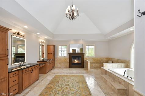 6610 Cummings Court Solon OH 44139