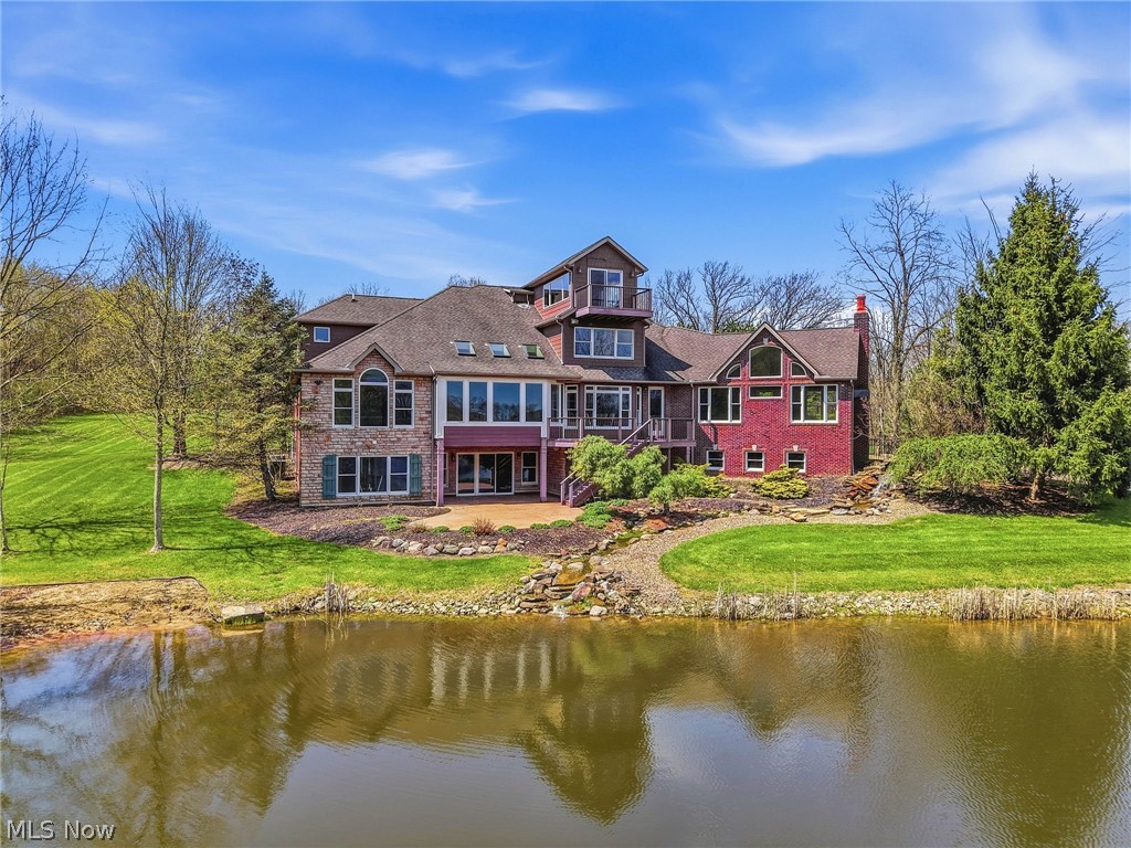 1803 Whisper Bluff Trail Hinckley OH 44233