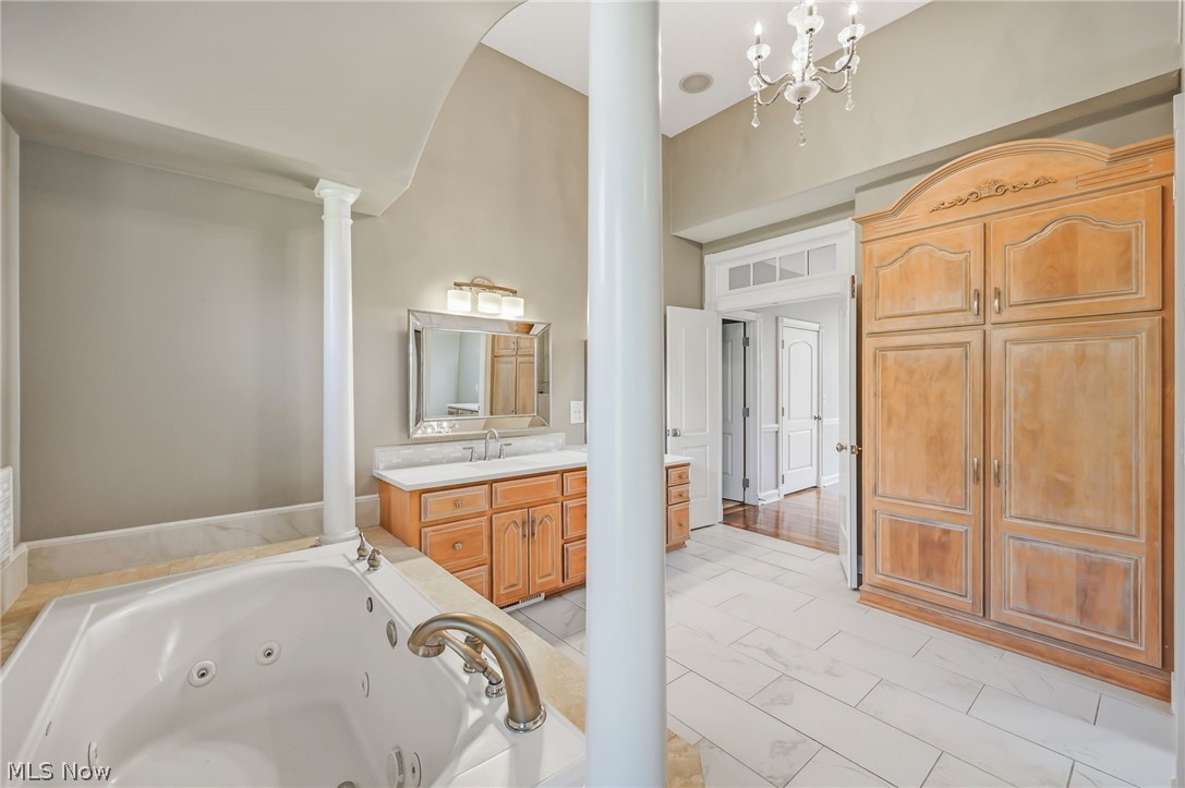 1803 Whisper Bluff Trail Hinckley OH 44233