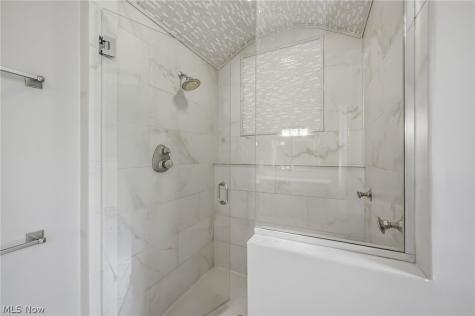 1803 Whisper Bluff Trail Hinckley OH 44233