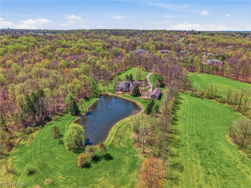1803 Whisper Bluff Trail Hinckley OH 44233