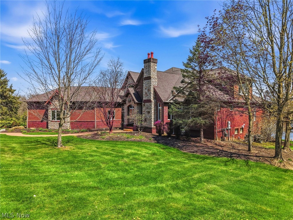 1803 Whisper Bluff Trail Hinckley OH 44233