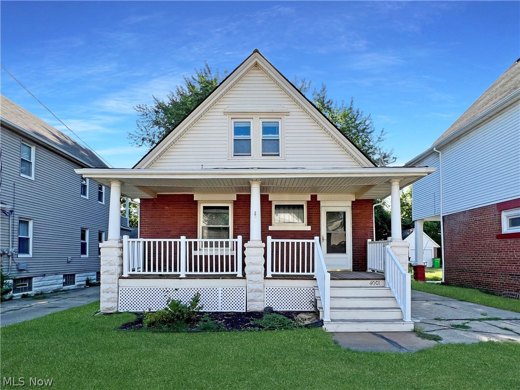 4001 E 54th Street Newburgh Heights OH 44105