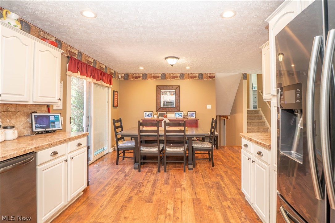 8026 Garnet Avenue NE Canton OH 44721