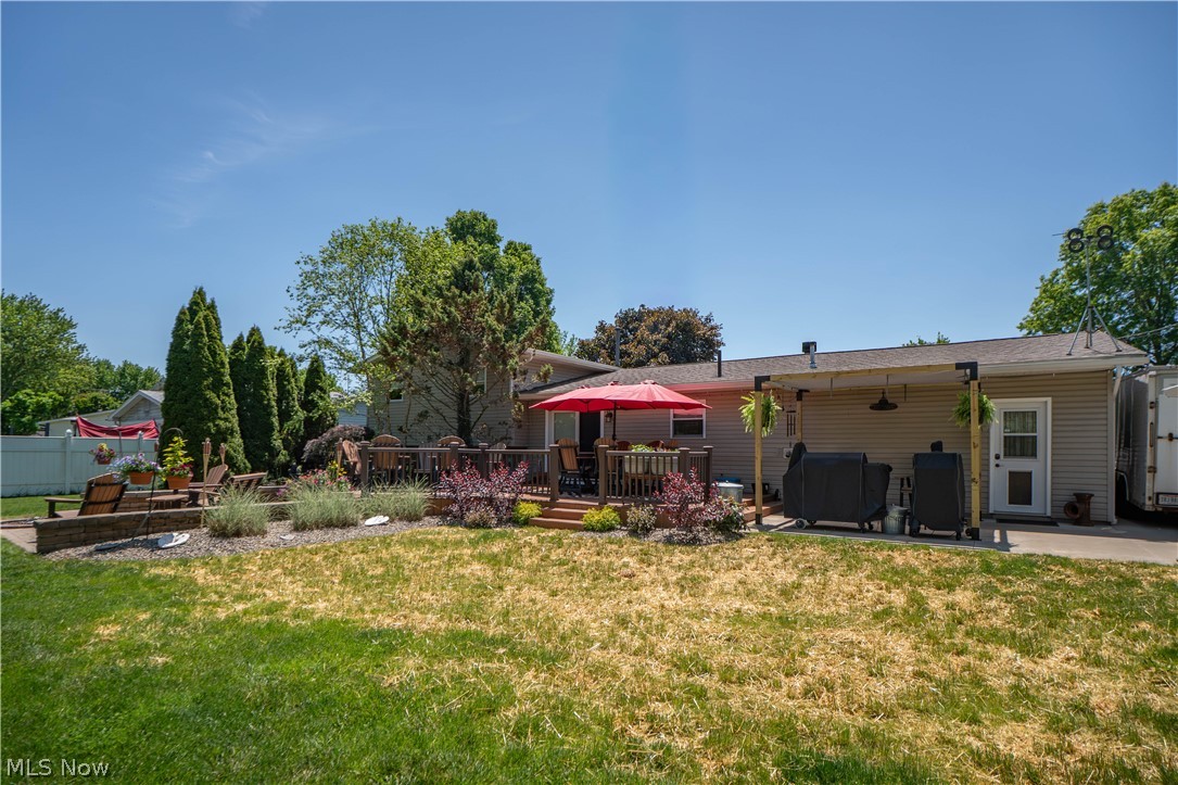 8026 Garnet Avenue NE Canton OH 44721