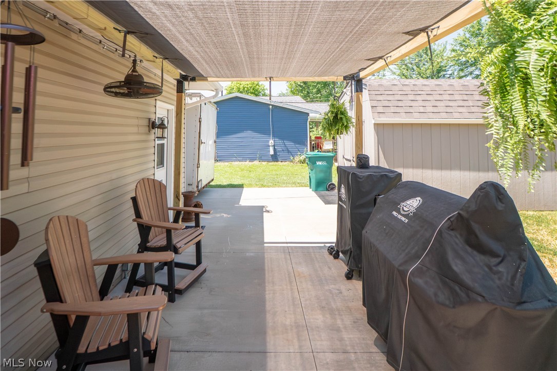 8026 Garnet Avenue NE Canton OH 44721