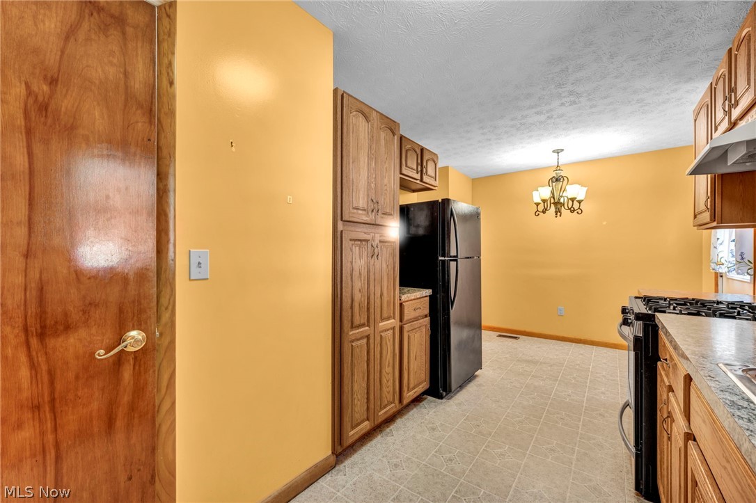 5818 Smith Road Brook Park OH 44142