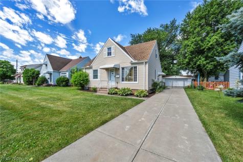5818 Smith Road Brook Park OH 44142