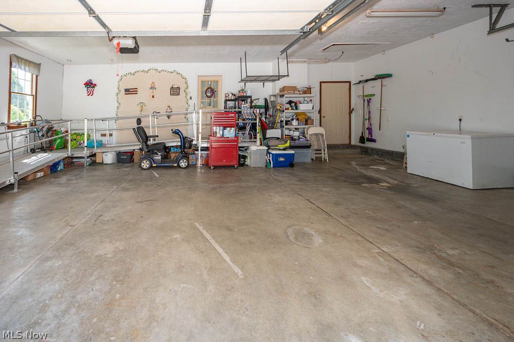 11800 Detwiler Road Columbiana OH 44408
