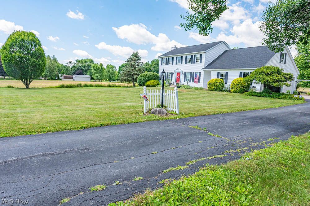 11800 Detwiler Road Columbiana OH 44408