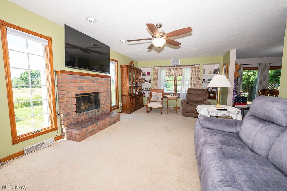 11800 Detwiler Road Columbiana OH 44408