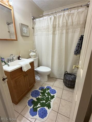 7421 Sierra Madre Trail Youngstown OH 44512