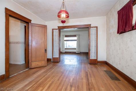 4253 W 50th Street Cleveland OH 44144