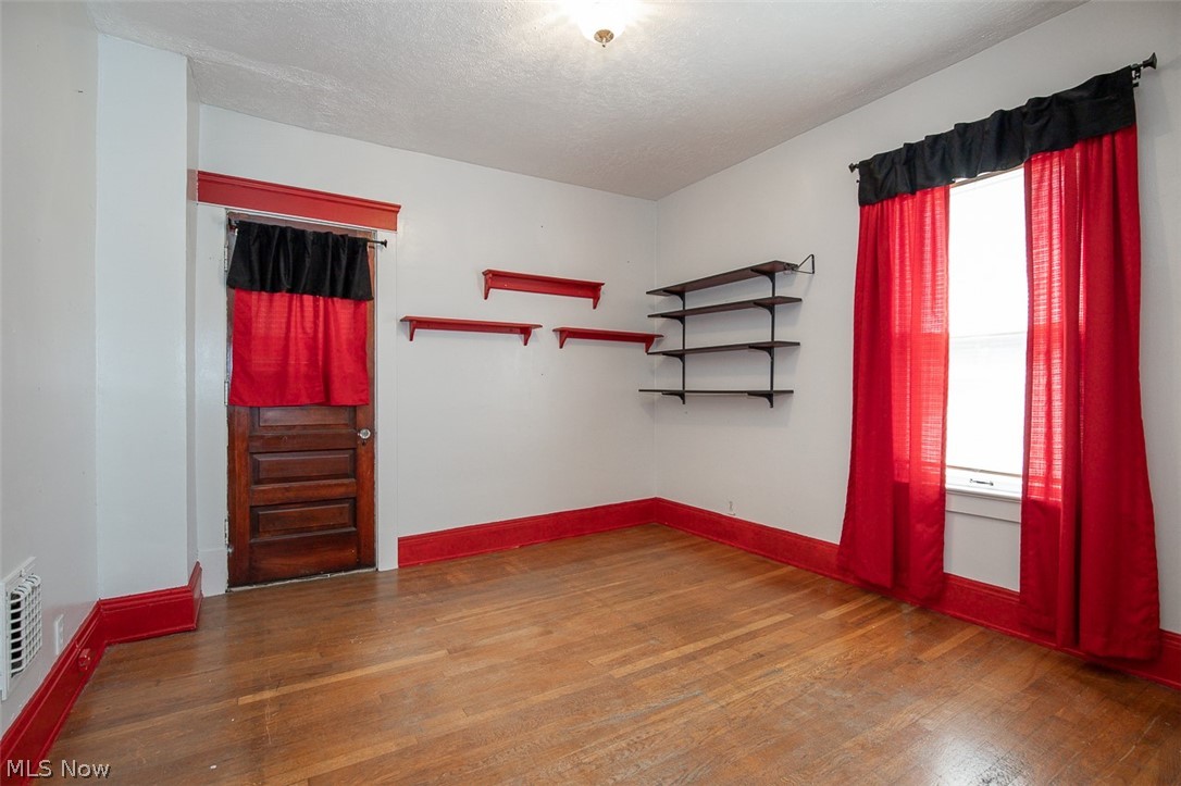 4253 W 50th Street Cleveland OH 44144