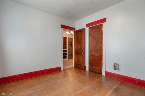 4253 W 50th Street Cleveland OH 44144