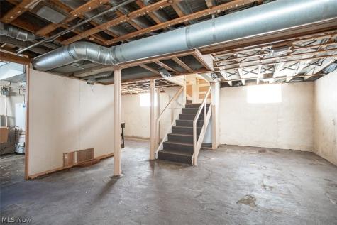 4253 W 50th Street Cleveland OH 44144