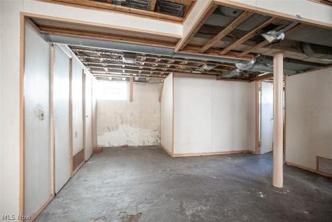4253 W 50th Street Cleveland OH 44144
