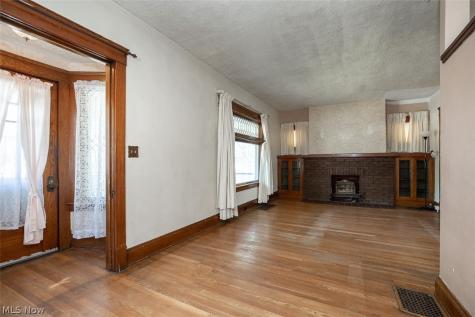 4253 W 50th Street Cleveland OH 44144