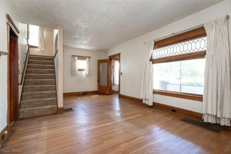 4253 W 50th Street Cleveland OH 44144