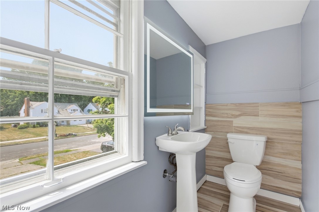 1159 Brandon Road Cleveland Heights OH 44112