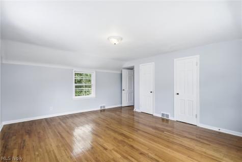1159 Brandon Road Cleveland Heights OH 44112