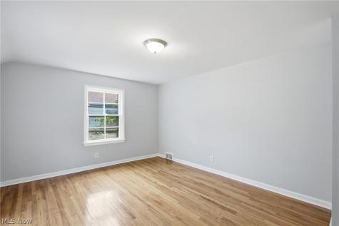1159 Brandon Road Cleveland Heights OH 44112