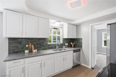 1159 Brandon Road Cleveland Heights OH 44112