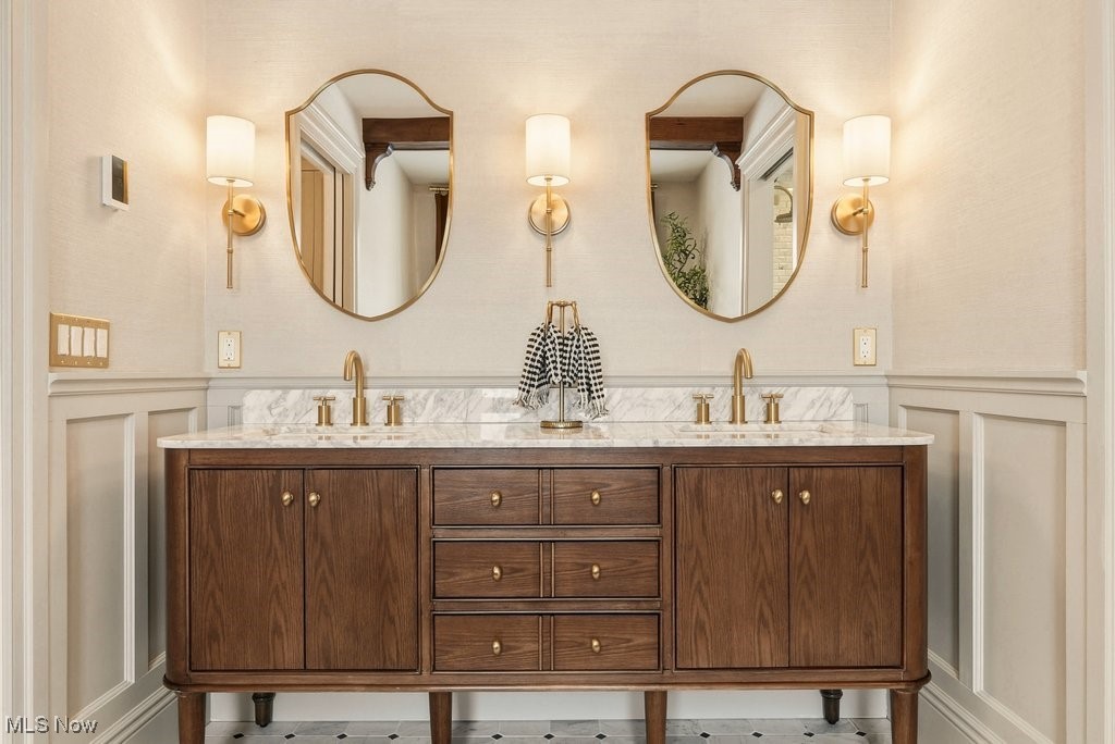 45 Walnut Street Chagrin Falls OH 44022