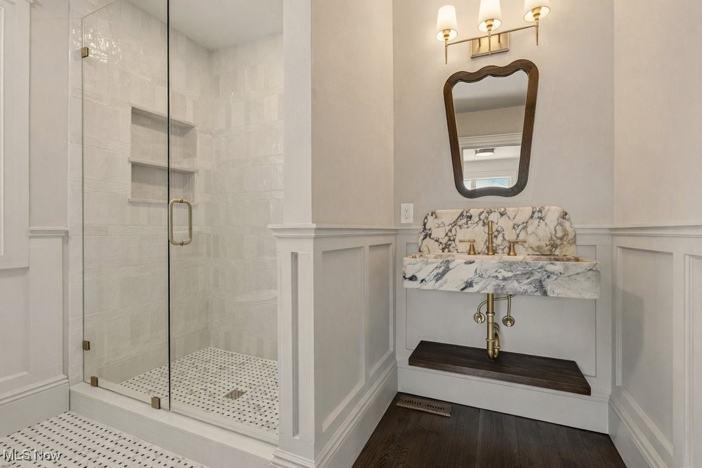 45 Walnut Street Chagrin Falls OH 44022